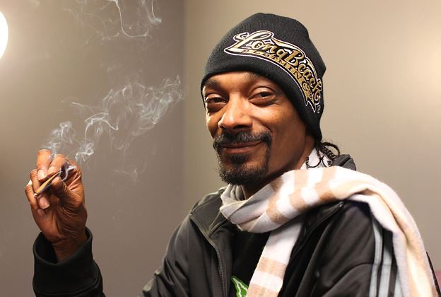 Snoop Dogg offre una versione dell’affronto del Super Bowl Halftime Show di Lil Wayne