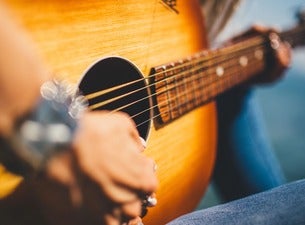 BACKSTAGE NASHVILLE! DAYTIME HIT SONGWRITERS SHOW featuring Shawn Camp ,  Dennis Morgan ,  Ryan Larkins &  Sofie Smithson